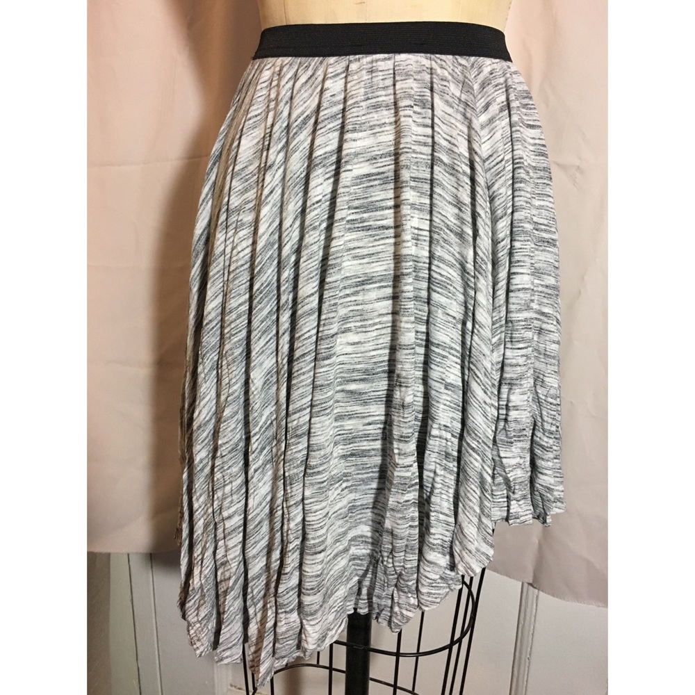 Knit jersey asymmetrical skirt